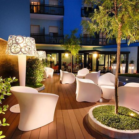 Hotel Continental Tortoreto Esterno foto